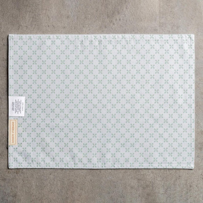 Maison d' Hermine Placemats Set of 4 100% Cotton Washable Cloth Place Mats Reusable Table Mats for Kitchen Dining Party Wedding Gifts for Mothers Day Spring/Summer (Printemps, 13" x 19")
