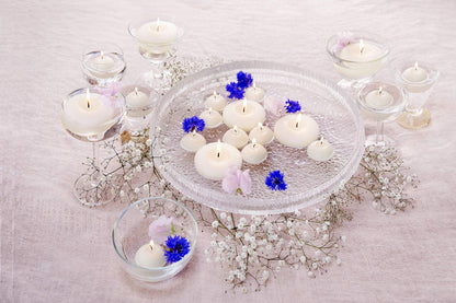 Bolsius White Floating Candles 1.75 Inch, 20 Pack Candle Set – 4,5 Hours Burn Time – Premium European Quality – Smokeless & Dripless Smooth Flame – 100% Cotton Wick – Beach, Wedding, & Party Accessory