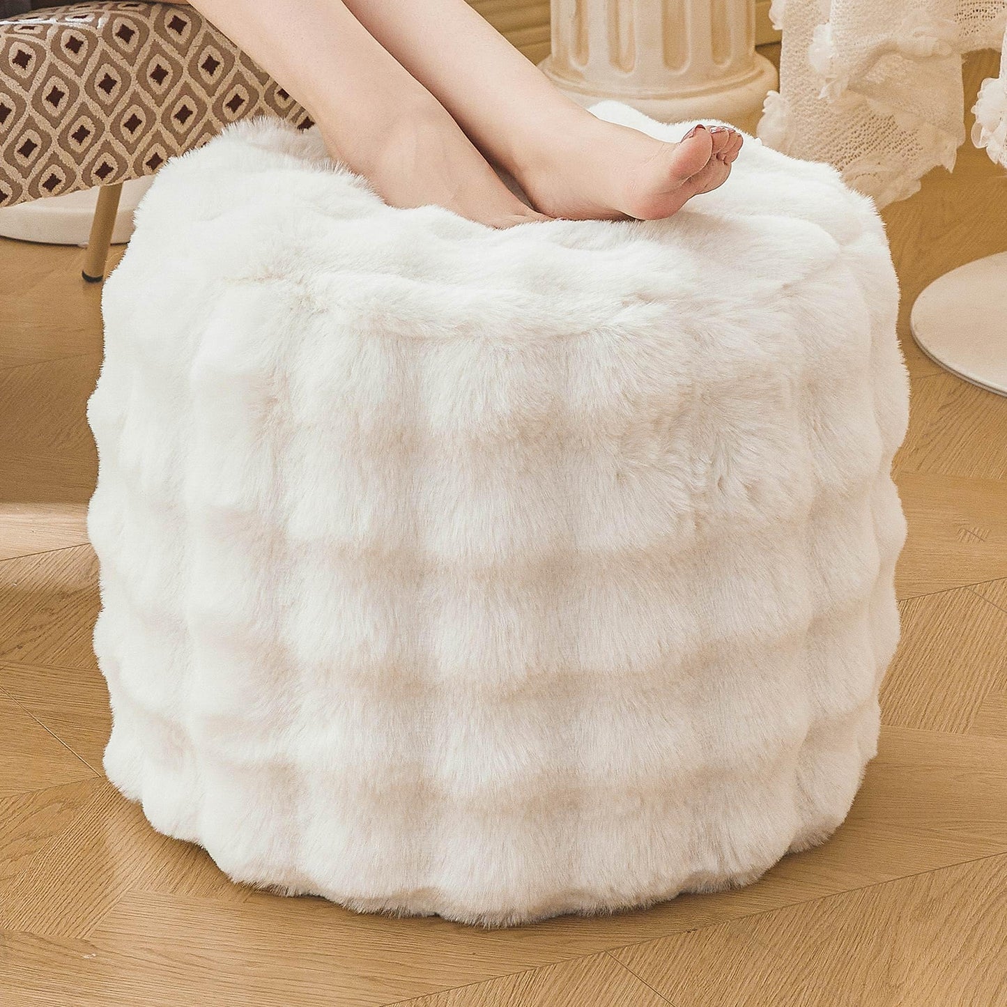 LIFEREVO Faux Rabbit Fur Round Inflatable Pouf Ottoman, 20 X 16 Waffle Bubble Fluffy Fuzzy Floor Poufs Foot Rest for Adults Kids Girls, Furry Pouf Chair Foot Stool Couch Home Decor, Anti-Slip, Beige