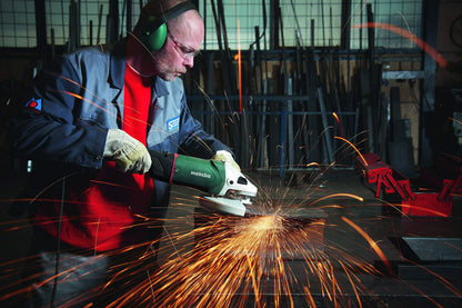 Metabo 9-Angle Grinder, 6,600 RPM, 15.0 Amp W/Lock-On Trigger, Performance Angle Grinders, W24-230 MVT, 606467420, Green