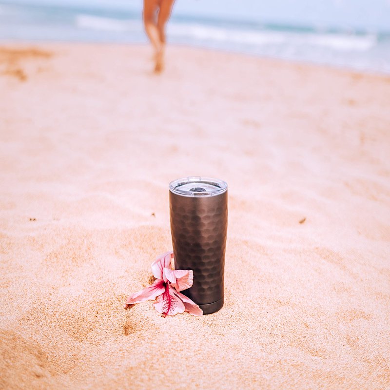 Seriously Ice Cold SIC 20 Oz. Double Wall Vacuum Insulated 18/8 Stainless Steel Travel Tumbler Mug | Powder Coated with Splash Proof BPA Free Lid | Coffee, Tea, Wine, and Cocktails (Hammered Gunmetal)
