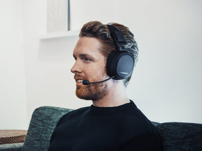 Arctis Pro Wireless Gaming Headset steelseries - Lossless High Fidelity Wireless + Bluetooth for PS4 and PC (Renewed)
