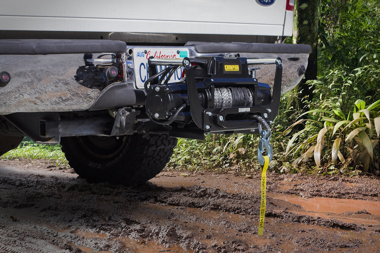 Champion Power Equipment 12,000-lb.Truck/SUV Synthetic Rope Winch Kit with Speed Mount