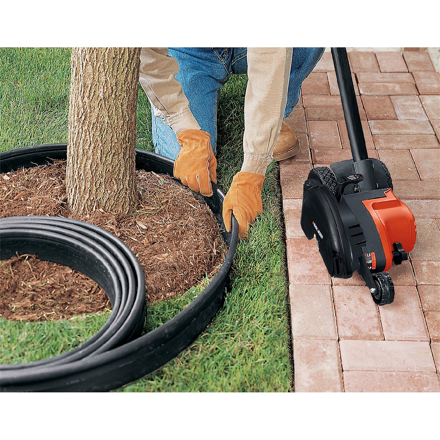 BLACK+DECKER Lawn Edger Trencher 2 in 1, 12 Amp 7.5 in. Electric Edger Lawn Tool for Landscaping and Trench Digger, 3 Height Settings, Corded (LE760FF)