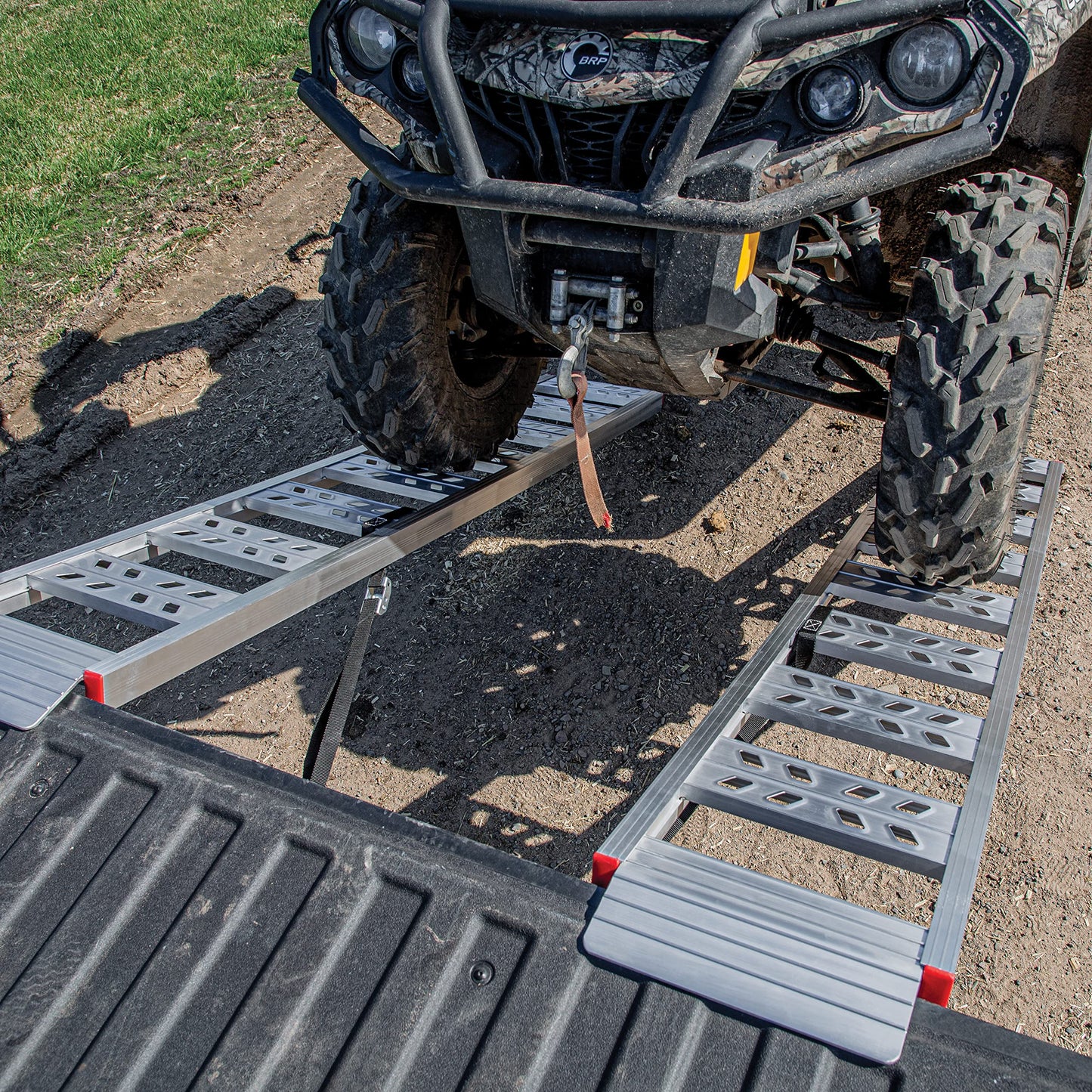 Yutrax® 77” Utility Ramps, High-Strength Extruded Aluminum, 1800 lb. Load Capacity, Lightweight, Versatile, ATV/Riding Lawn Mower Loading, Pair, YR101