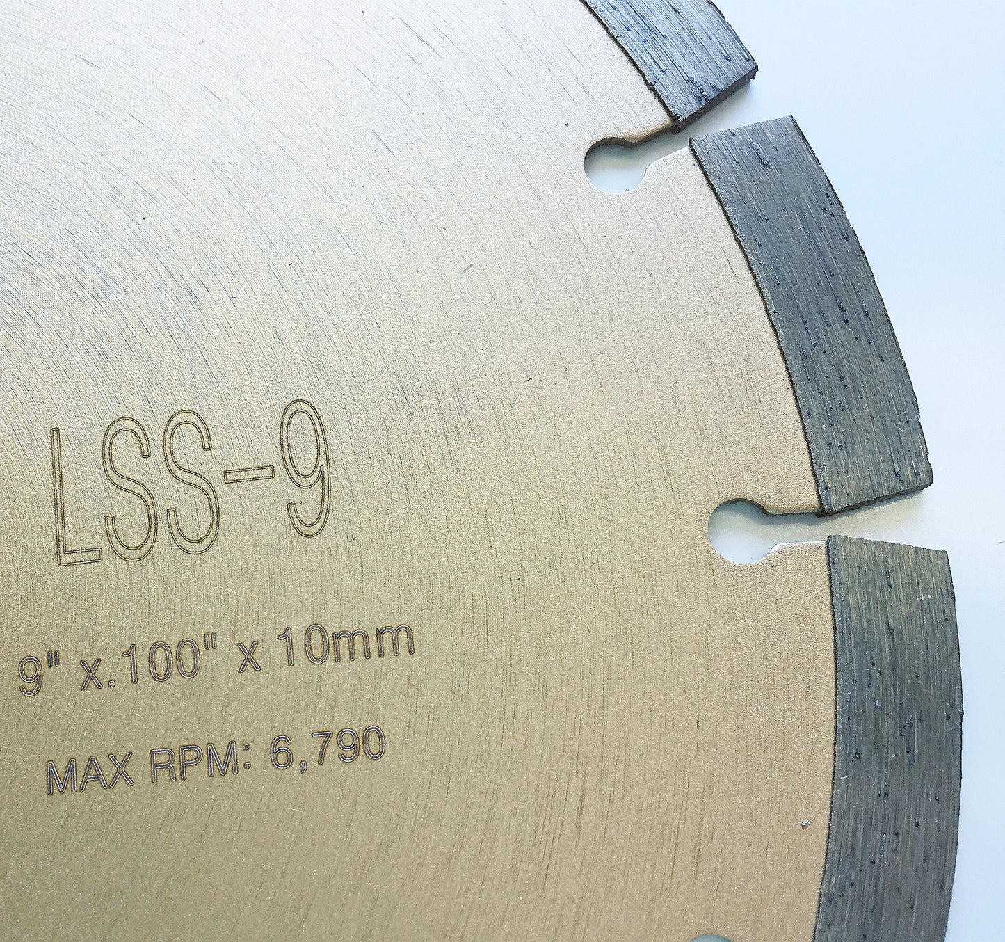 Whirlwind USA LSS 9 inch Dry or Wet Cutting General Purpose Power Saw Segmented Diamond Blades for Masonry Brick/Block Pavers Concrete Stone (9")
