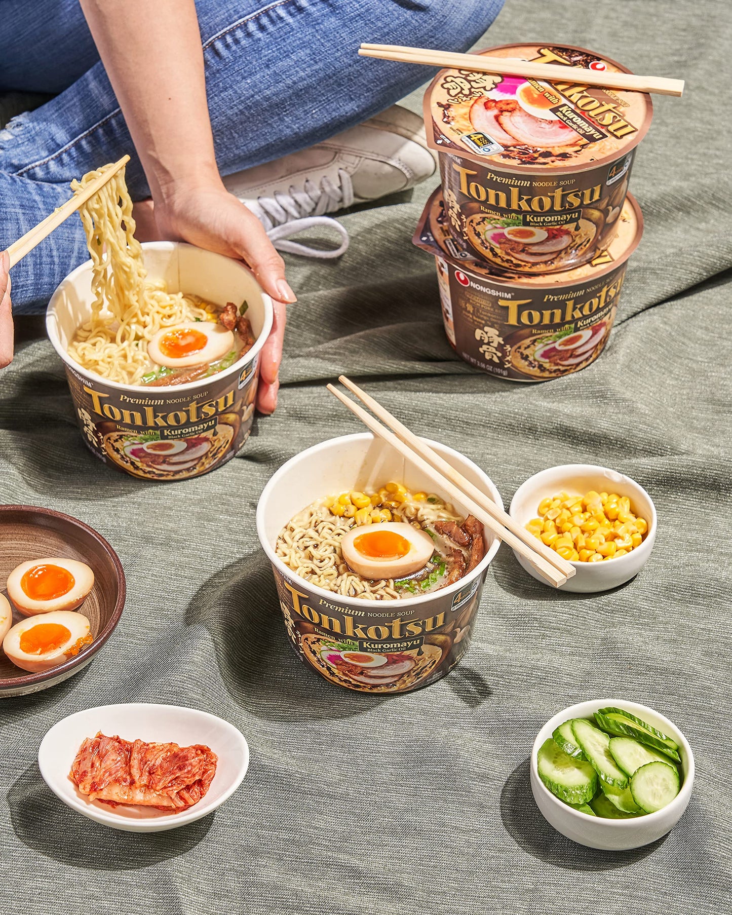Nongshim Tonkotsu Ramen with Kuromayu Noodle Big Bowl, 3.56 Ounce (Pack Of 6)
